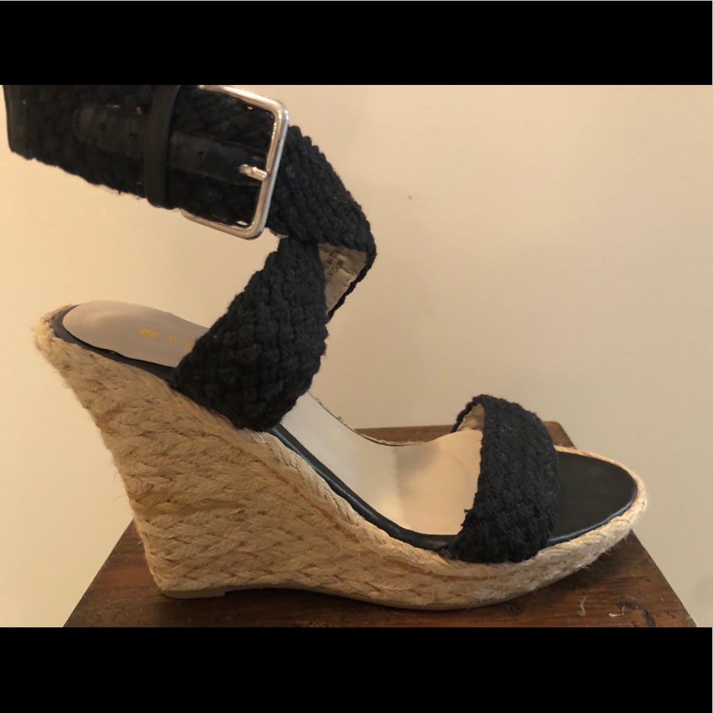 N.Y.L.A. Sandals